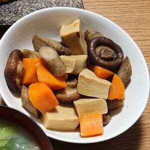 栄養満点◎高野豆腐と干し椎茸の煮物